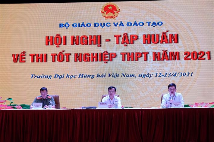 Thi tốt nghiệp THPT 2021: Thêm chế tài xử lý với thí sinh vi phạm ở cả khu vực phòng chờ